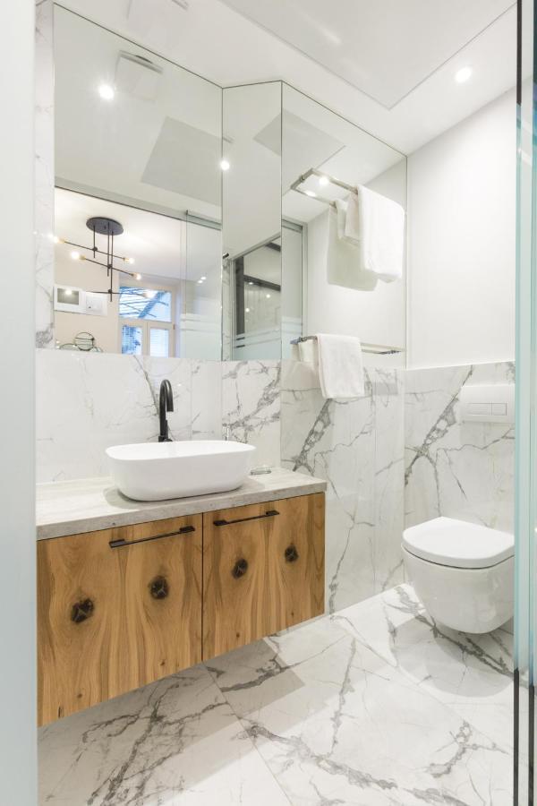Luxury Dream Suite In The Absolute Center Budapest Exterior foto